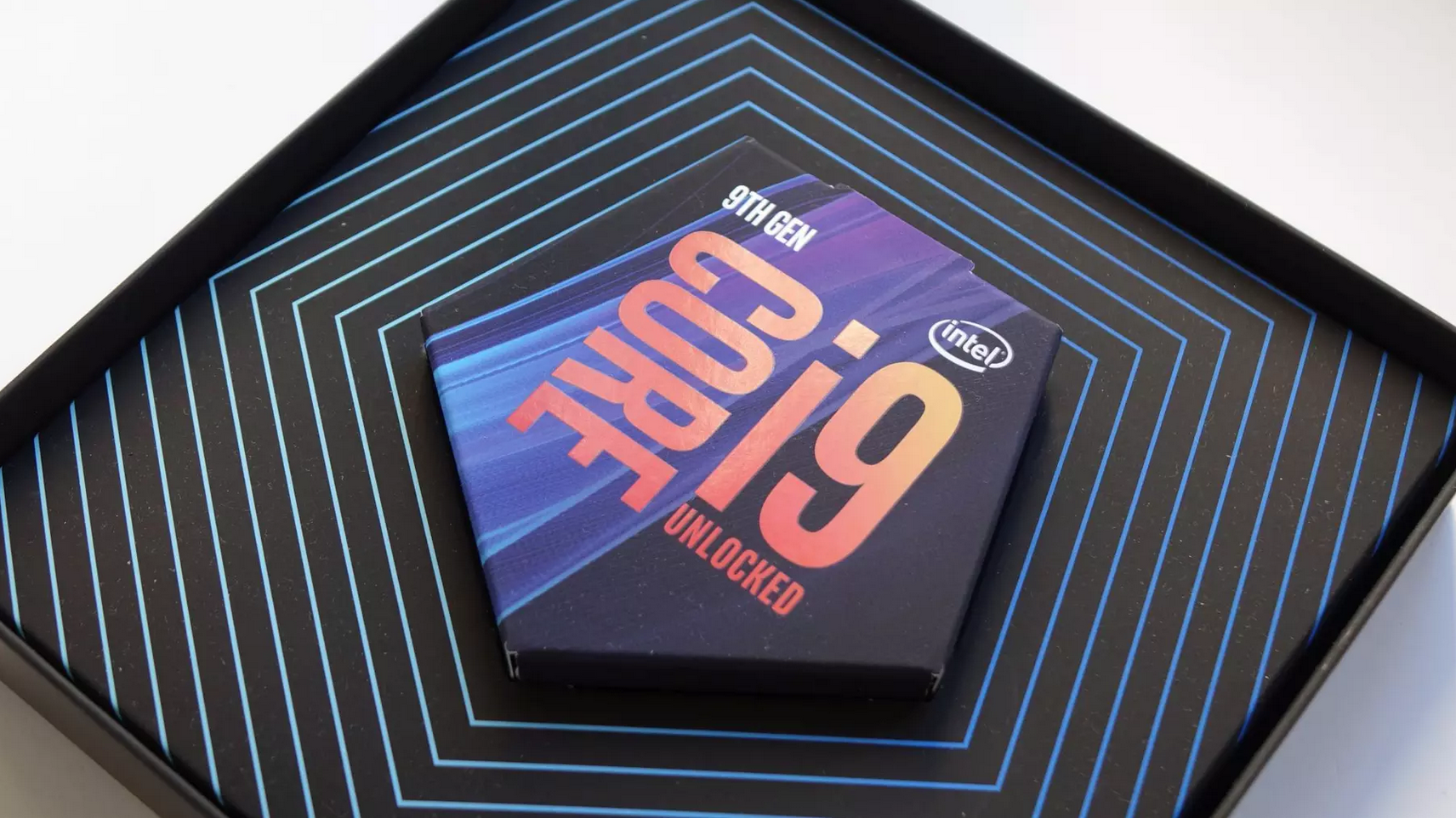 Overclocked Intel Core i9-11900K surpasses the 7 GHz bar